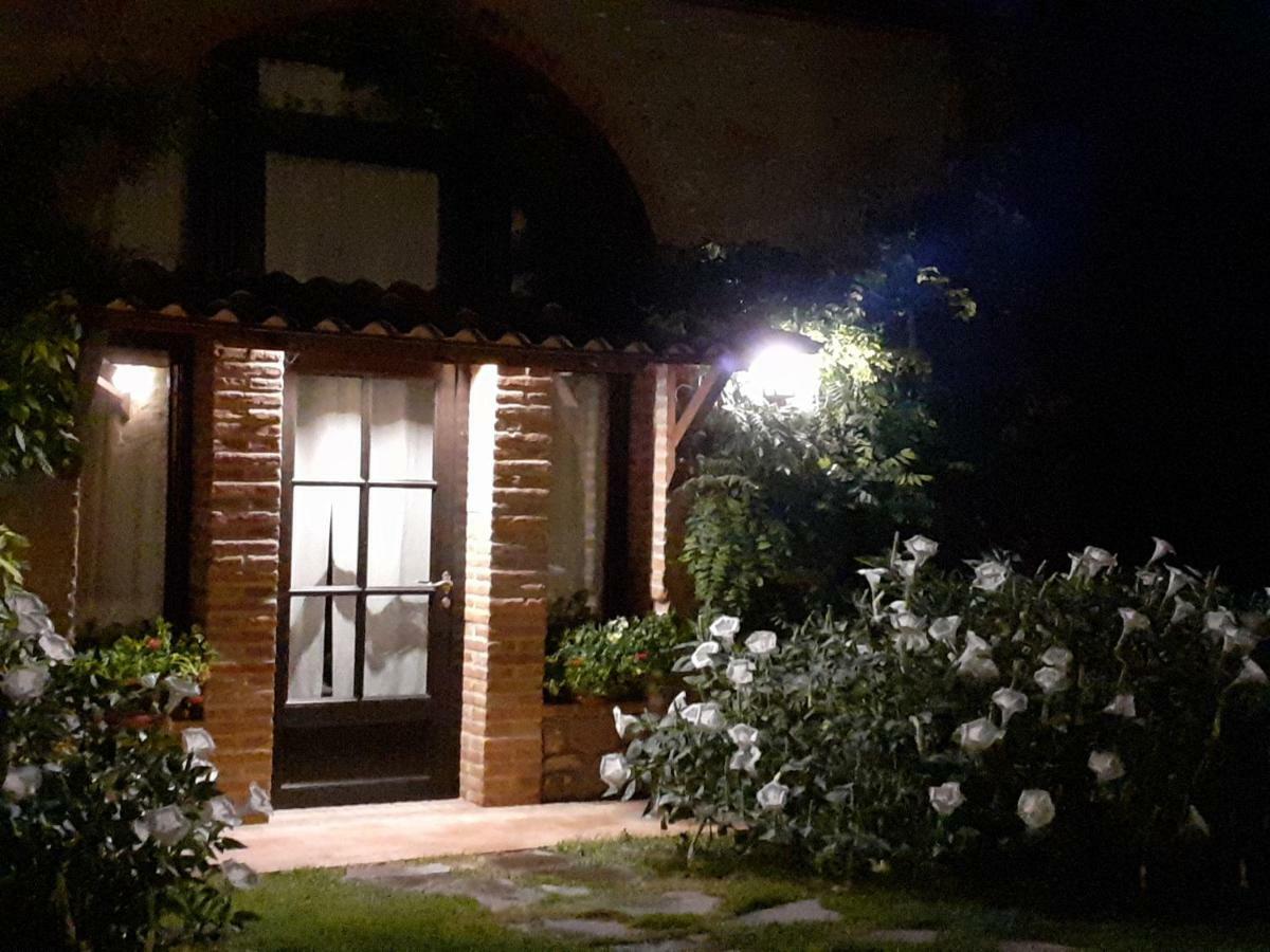 Podere Casalbosco - Idromassaggio E Panorama 라폴라노테르메 외부 사진